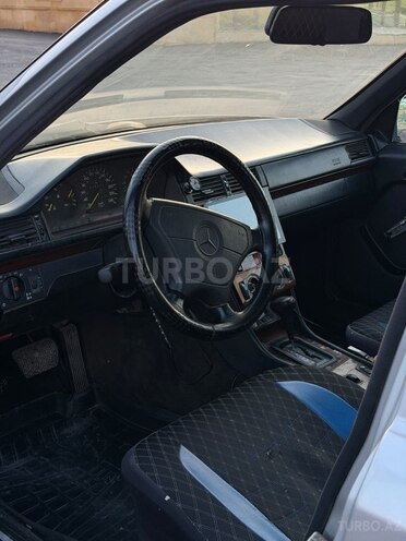 Mercedes 220 E 1994, 446,000 km - 2.2 л - Bakı