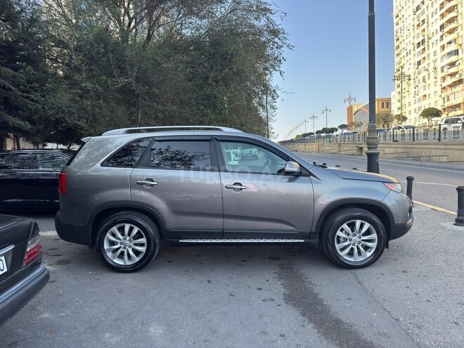 Kia Sorento 2011, 212,000 km - 2.0 l - Bakı