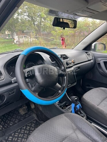 Skoda Fabia 2012, 420,000 km - 1.6 l - Qəbələ
