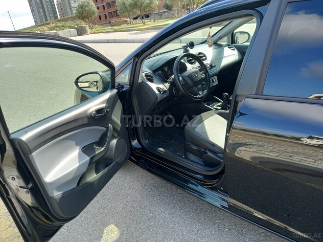 SEAT Ibiza 2014, 152,300 km - 1.4 l - Bakı