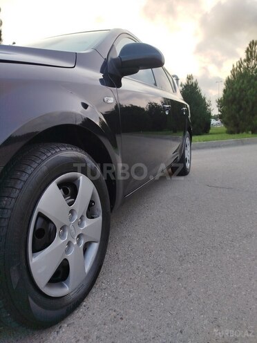 Kia  2008, 274,000 km - 1.6 л - Bakı