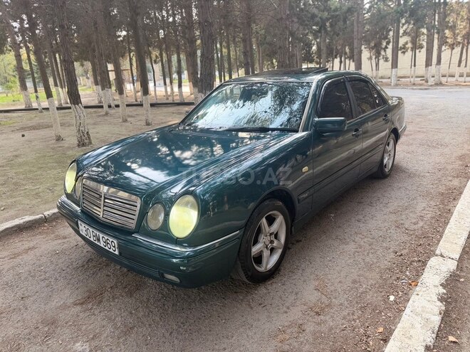 Mercedes E 200 1995, 453,000 km - 2.0 л - Sumqayıt