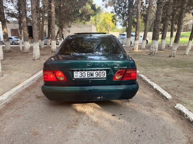 Mercedes E 200 1995, 453,000 km - 2.0 л - Sumqayıt