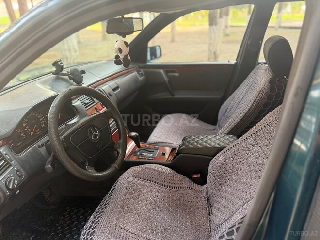 Mercedes E 200 1995, 453,000 km - 2.0 л - Sumqayıt