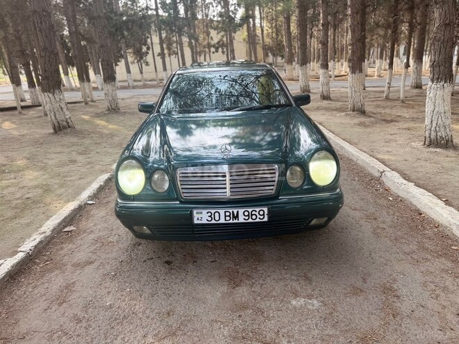 Mercedes E 200 1995, 453,000 km - 2.0 л - Sumqayıt