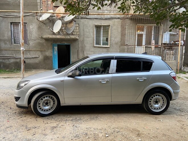 Opel Astra 2010, 350,000 km - 1.3 l - Bakı