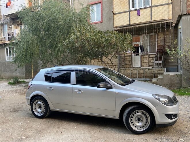 Opel Astra 2010, 350,000 km - 1.3 l - Bakı