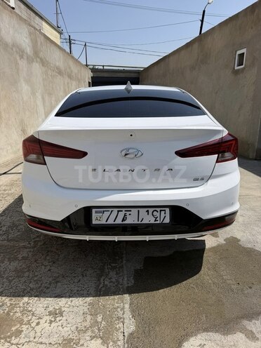 Hyundai Elantra 2019, 108,000 km - 2.0 l - Bakı