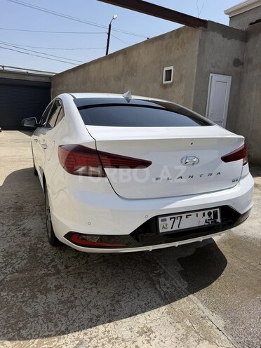 Hyundai Elantra 2019, 108,000 km - 2.0 l - Bakı