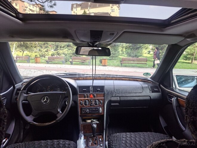 Mercedes C 220 1999, 280,100 km - 2.2 л - Bakı