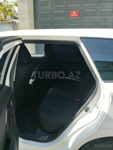 Toyota Auris 2014, 301,000 km - 1.4 l - Bakı