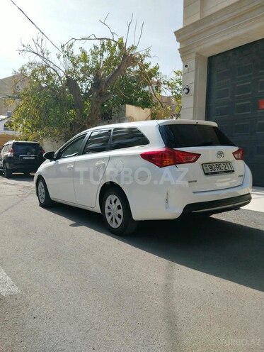Toyota Auris 2014, 301,000 km - 1.4 l - Bakı