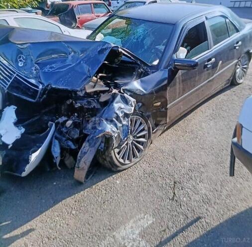 Mercedes C 180 1999, 426,670 km - 1.8 l - Cəlilabad