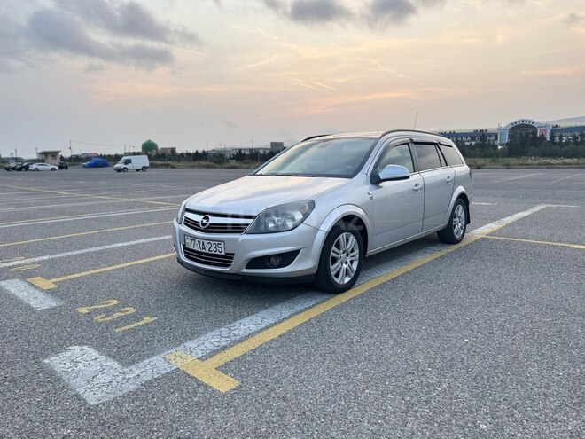 Opel Astra 2010, 370,000 km - 1.3 л - Bakı