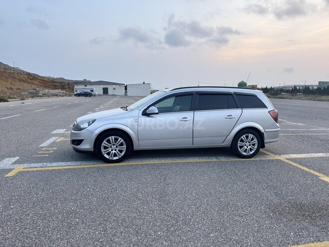 Opel Astra 2010, 370,000 km - 1.3 л - Bakı