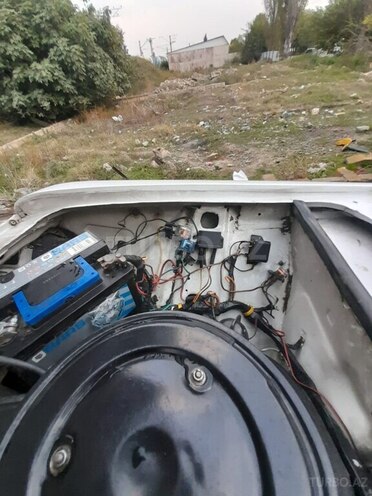 LADA (VAZ) 2106 1985, 33,000 km - 1.3 л - Tovuz