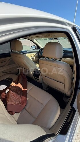 BMW 528 2014, 235,000 km - 2.0 л - Bakı