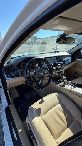 BMW 528 2014, 235,000 km - 2.0 л - Bakı