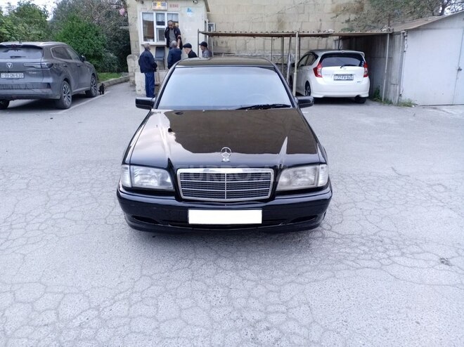 Mercedes C 180 1997, 285,000 km - 1.8 l - Bakı