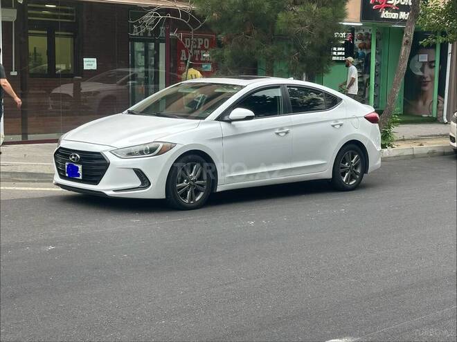 Hyundai Elantra 2016, 201,168 km - 2.0 л - Bakı