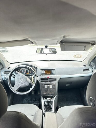 Opel Astra 2004, 417,000 km - 1.4 l - Bakı