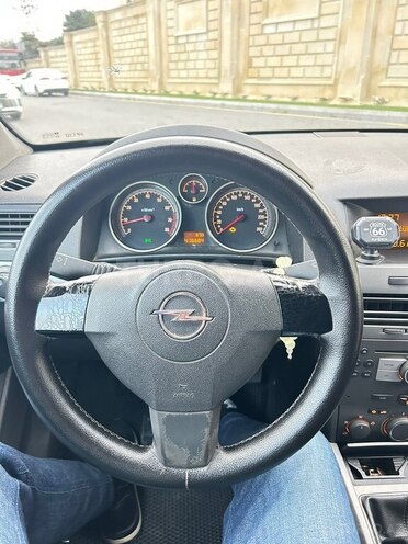 Opel Astra 2004, 417,000 km - 1.4 l - Bakı