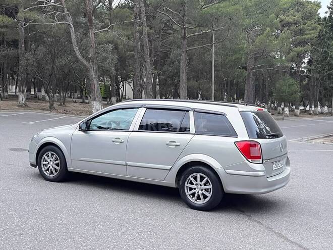 Opel Astra 2006, 302,000 km - 1.4 l - Sumqayıt
