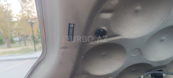 Toyota Prius 2008, 280,000 km - 1.5 l - Yevlax