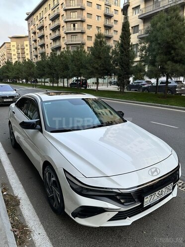 Hyundai Elantra 2024, 31,100 km - 1.6 л - Bakı