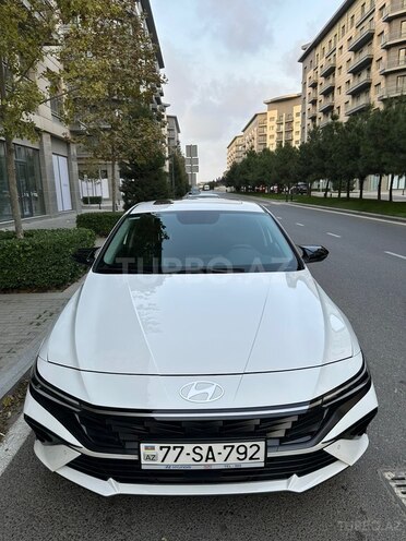 Hyundai Elantra 2024, 31,100 km - 1.6 л - Bakı