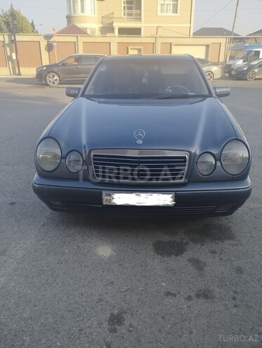 Mercedes E 240 1999, 520,000 km - 2.4 l - Bakı