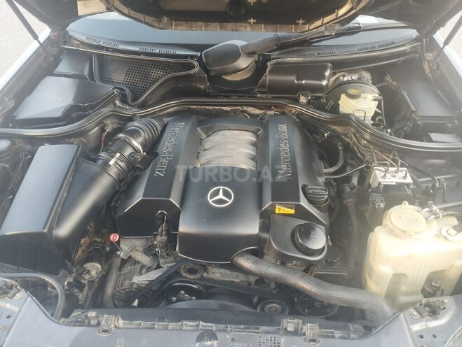 Mercedes E 240 1999, 520,000 km - 2.4 l - Bakı