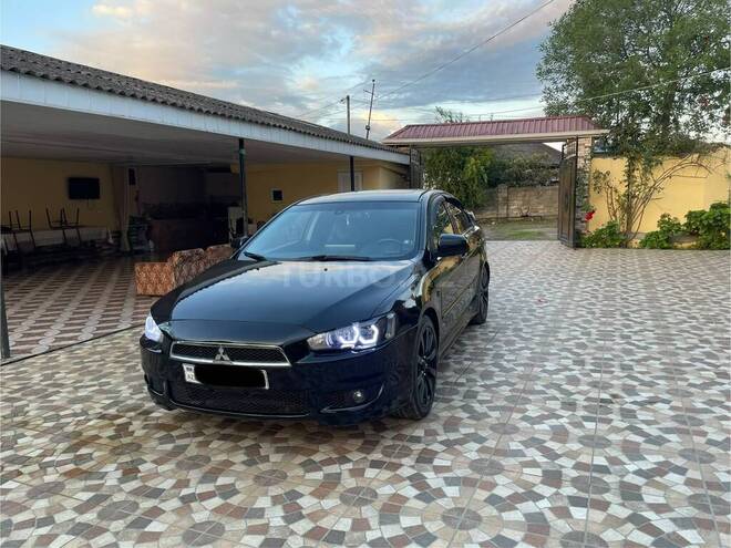 Mitsubishi Lancer 2008, 300,000 km - 2.0 л - Sumqayıt