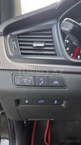 Hyundai Sonata 2018, 122,000 km - 2.0 л - Bakı