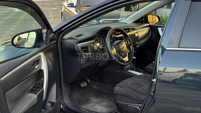 Toyota Corolla 2013, 252,000 km - 1.6 l - Gəncə