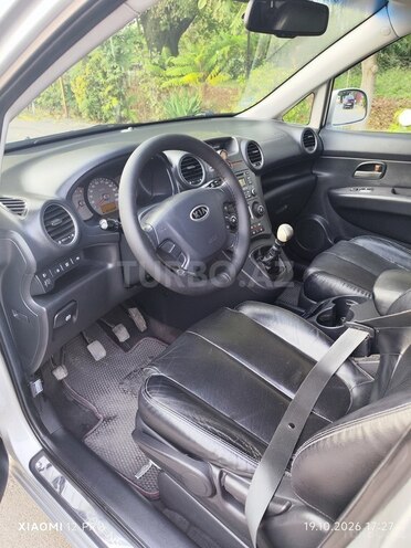 Kia Carens 2006, 357,000 km - 2.0 l - Qax