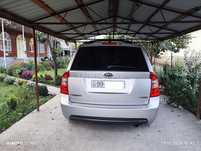 Kia Carens 2006, 357,000 km - 2.0 l - Qax