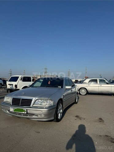 Mercedes C 230 2000, 312,568 km - 2.3 л - Bakı