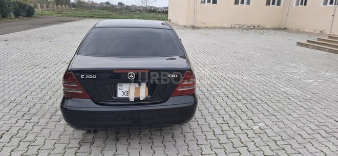 Mercedes C 200 2001, 384,000 km - 2.2 l - Masallı