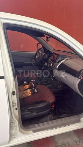 Mitsubishi L200 2014, 430,000 km - 2.5 l - Bakı