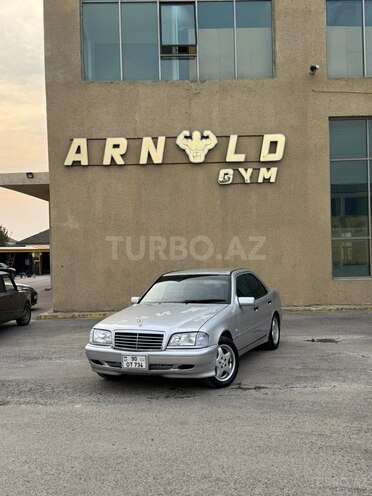Mercedes C 200 1999, 220,000 km - 2.0 л - Salyan