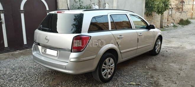 Opel Astra 2008, 300,000 km - 1.3 l - Sumqayıt