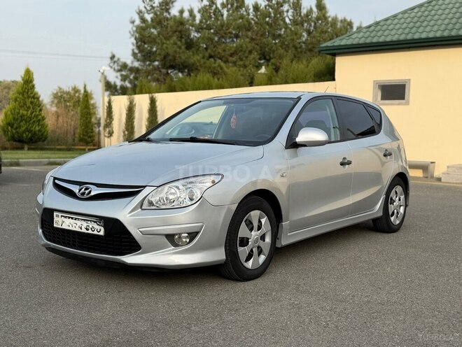 Hyundai i30 2010, 280,175 km - 1.6 л - Ağcabədi