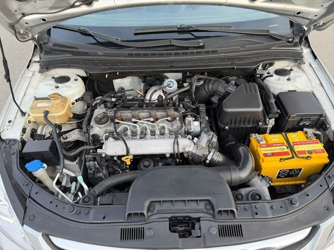 Hyundai i30 2010, 280,175 km - 1.6 л - Ağcabədi