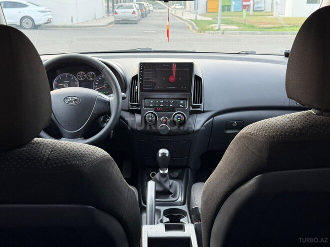 Hyundai i30 2010, 280,175 km - 1.6 л - Ağcabədi