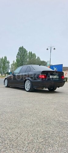 BMW 320 1993, 230,000 km - 2.0 l - Lənkəran