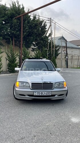 Mercedes C 180 1999, 299,000 km - 1.8 л - Bakı