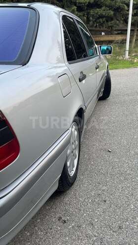 Mercedes C 180 1999, 299,000 km - 1.8 л - Bakı