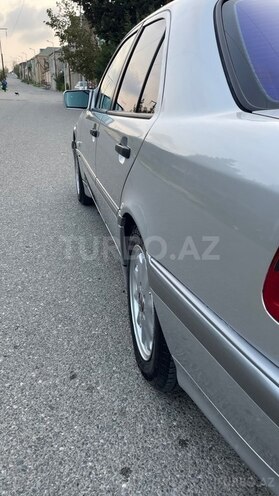 Mercedes C 180 1999, 299,000 km - 1.8 л - Bakı