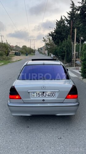 Mercedes C 180 1999, 299,000 km - 1.8 л - Bakı